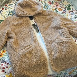 Women’s Cozy Tan Teddy Bear Jacket